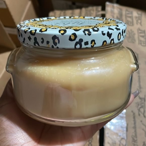 Tyler Candles - 22 oz Jar (1) Orange Vanilla - Picture 2 of 7